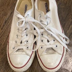 Women’s size 9 Converse